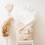 Nid d’ange bébé en dentelle – Élégance & douceur