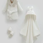 Ensemble bain bébé 3 pièces – Douceur & confort après le bain