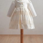 Robe bébé cérémonie – Élégance & raffinement