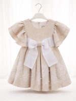 Robe élégante avec nœud en organza