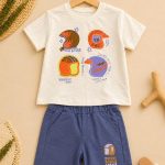 Ensemble garçon 2 pièces imprimé “Road & Surf” – beige & bleu