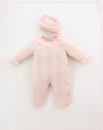Grenouillère bébé élégante avec bonnet assorti