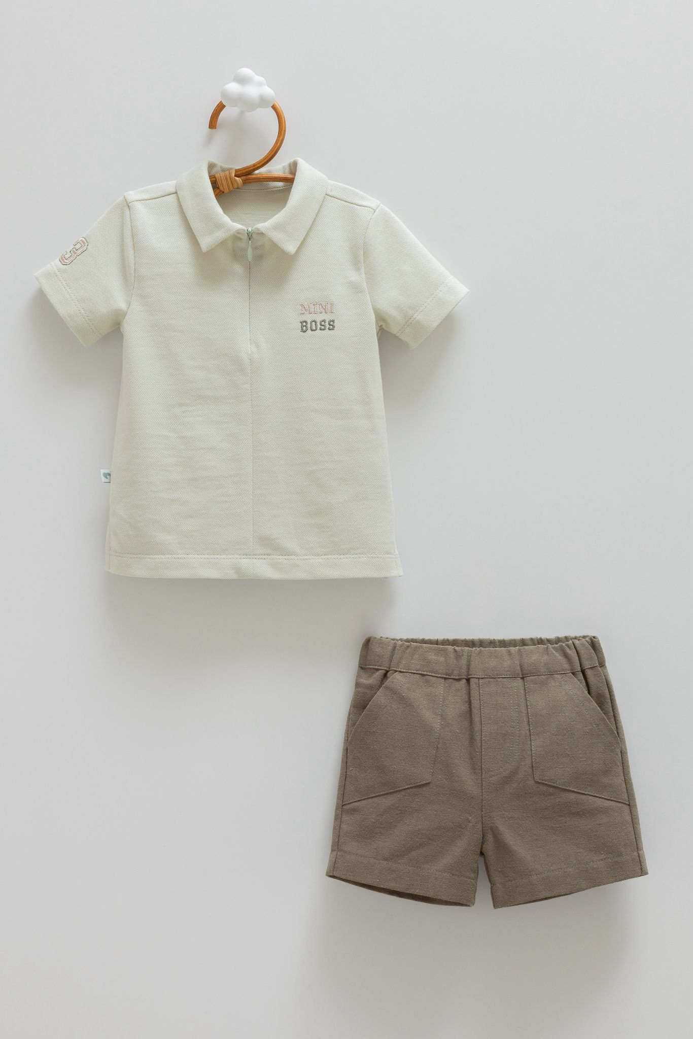 TKE2397 Haki Ensemble Bébé 2 Pièces Mini Boss – Image 1