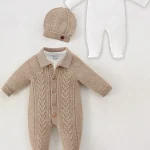 Combinaison Tricot Mérinos à Col Polo avec Bonnet et Grenouillère Coton